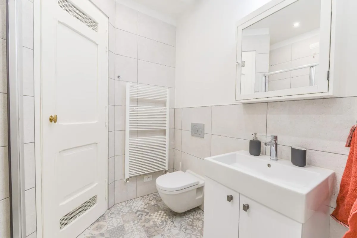 Image 2 of Brand New Apartment next to Old Town Square
