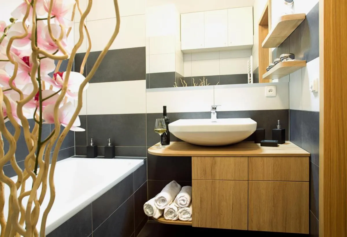 Image 2 of Brunetti Design Apartment