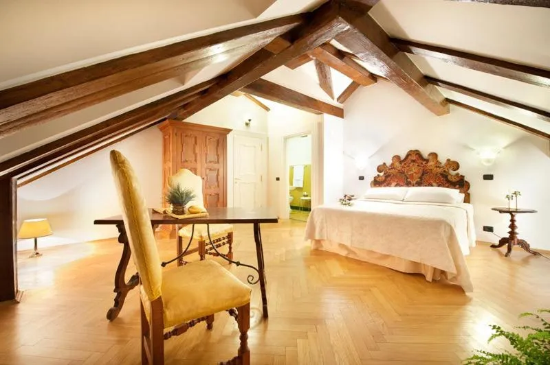 Image 1 of Charles Bridge Palace