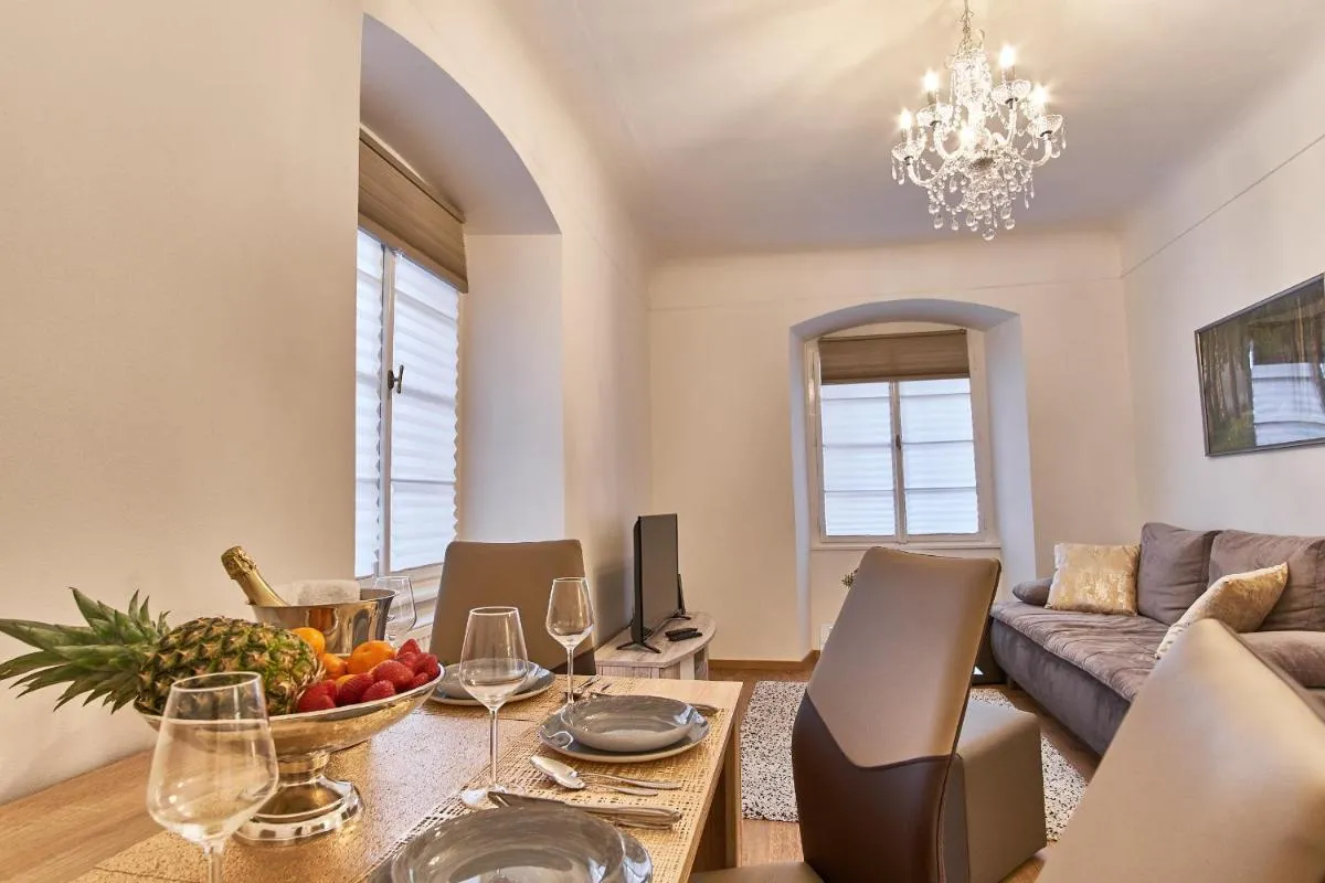 Image 2 of Charles Bridge Royal Apartment
