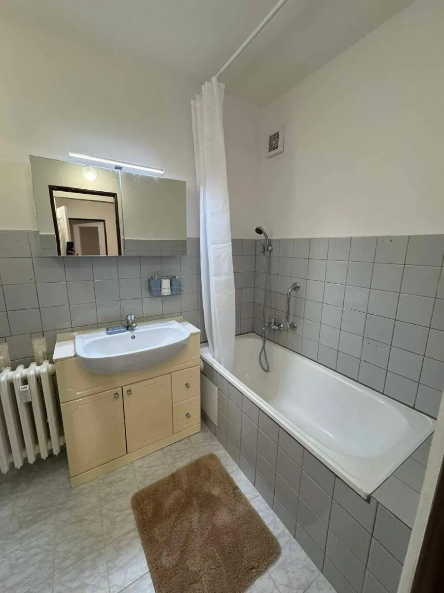 Image 3 of Charming apart near Center