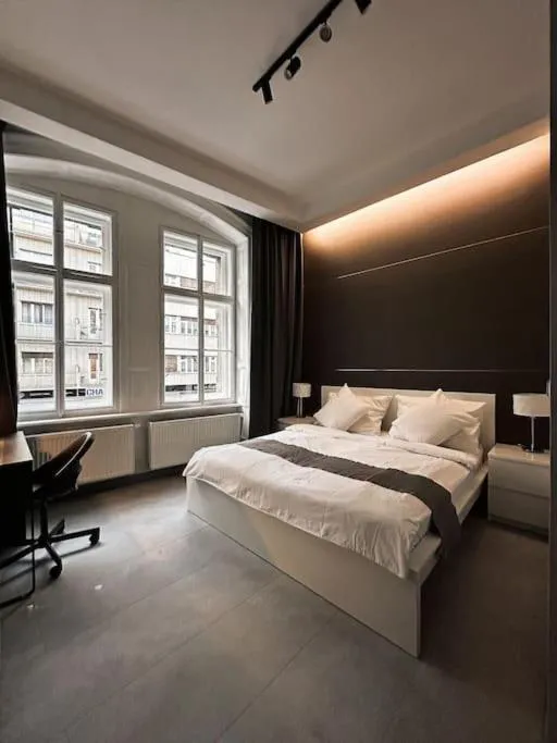 Image 1 of Château Étoile Loft – PRG Centre
