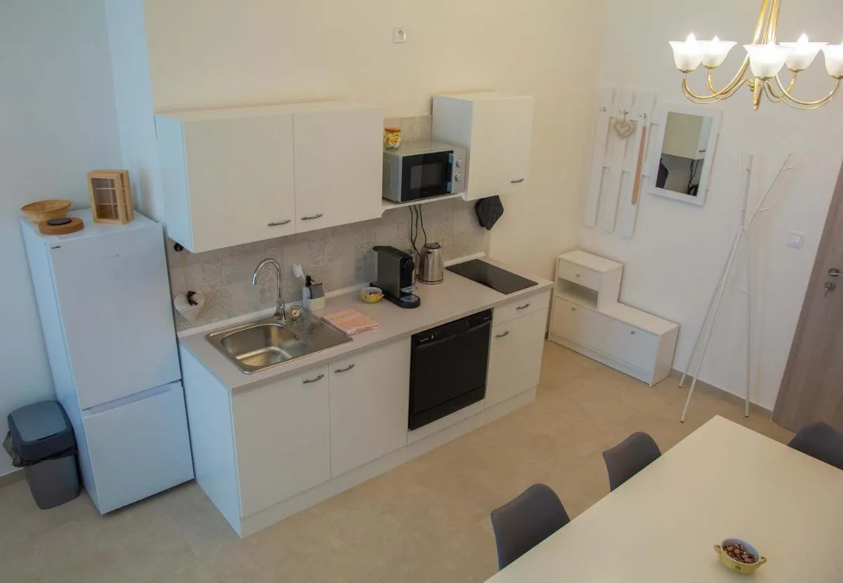 Image 1 of City Centre Apartment with Parking