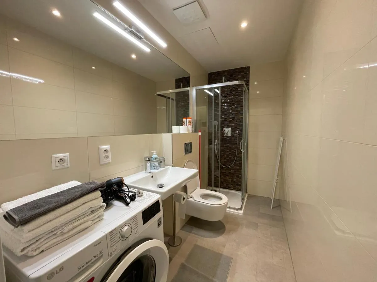 Image 2 of Cosy nice apartment – Stepanska Prague 1