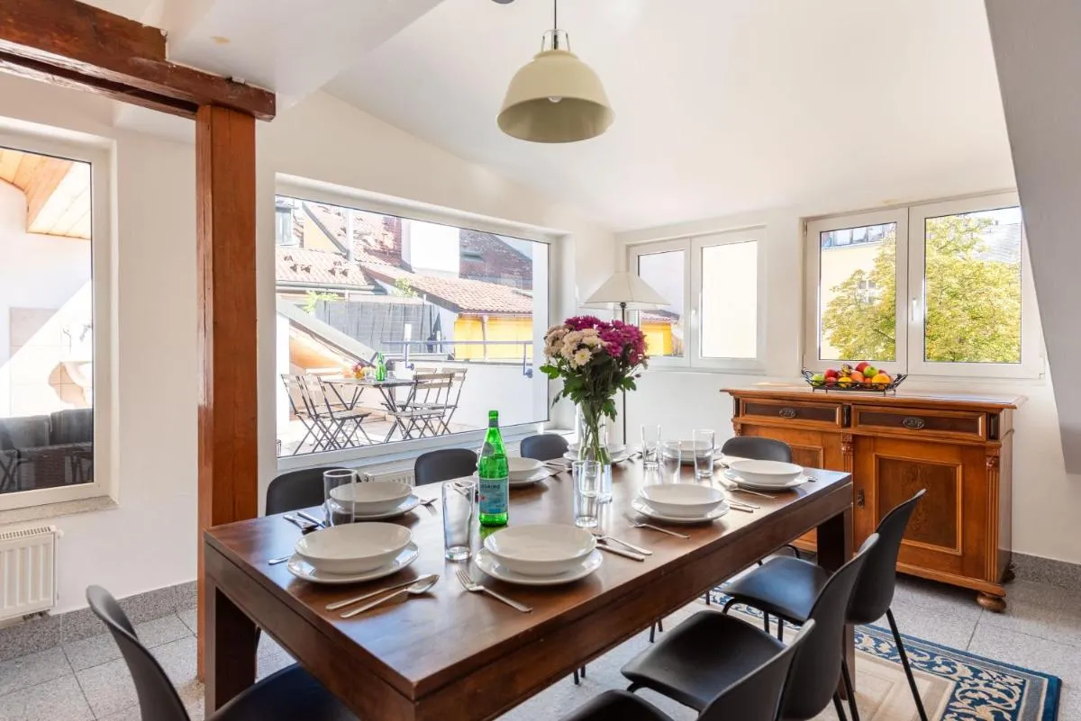 Image 5 of Cozy 4-bedrooms apartment with Terrace