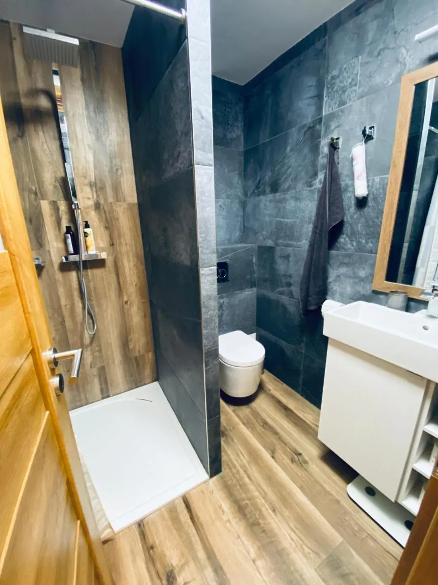 Image 6 of Cozy Apt Near Prague Castle