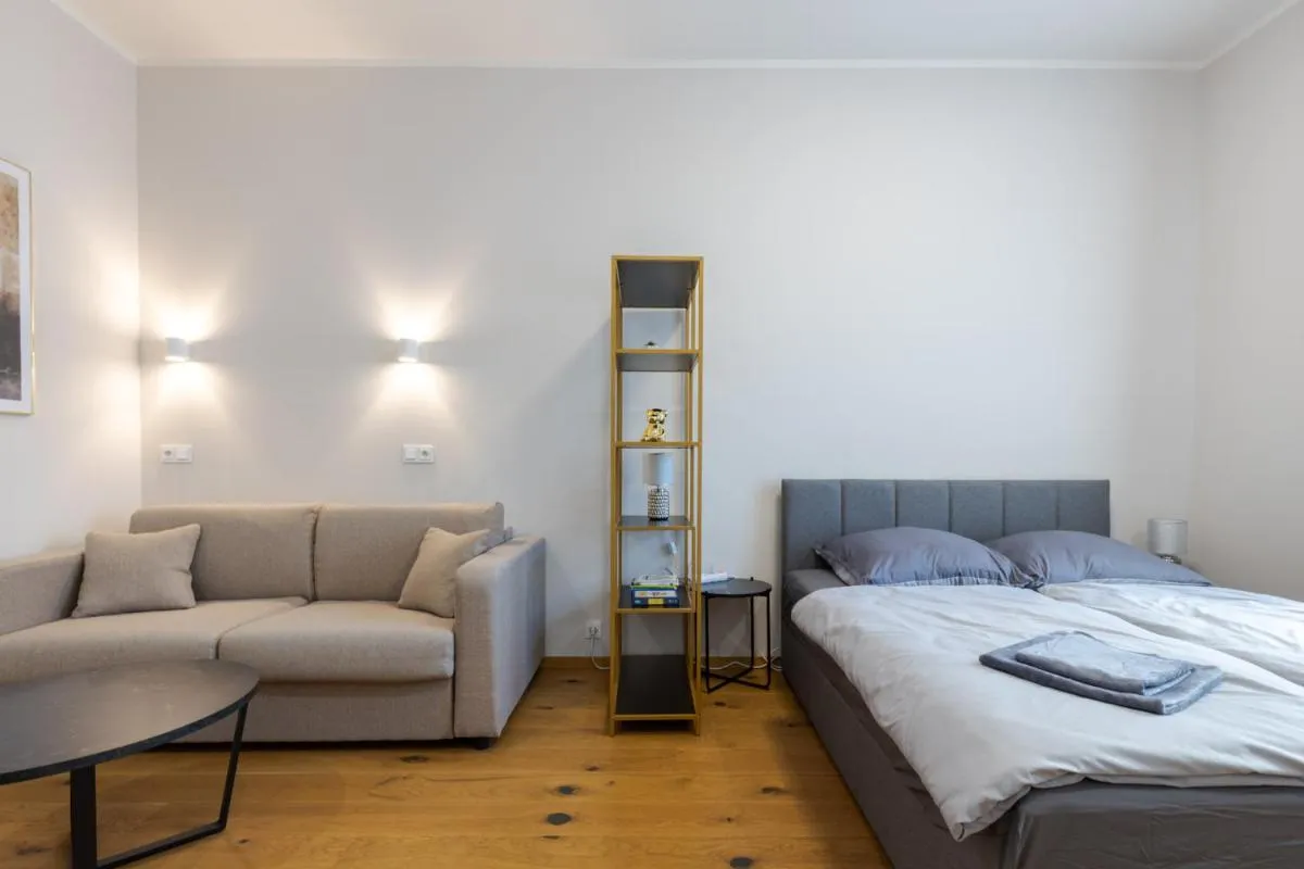 Image 4 of DALE Apartment Smichov Riverside – Metro Andel