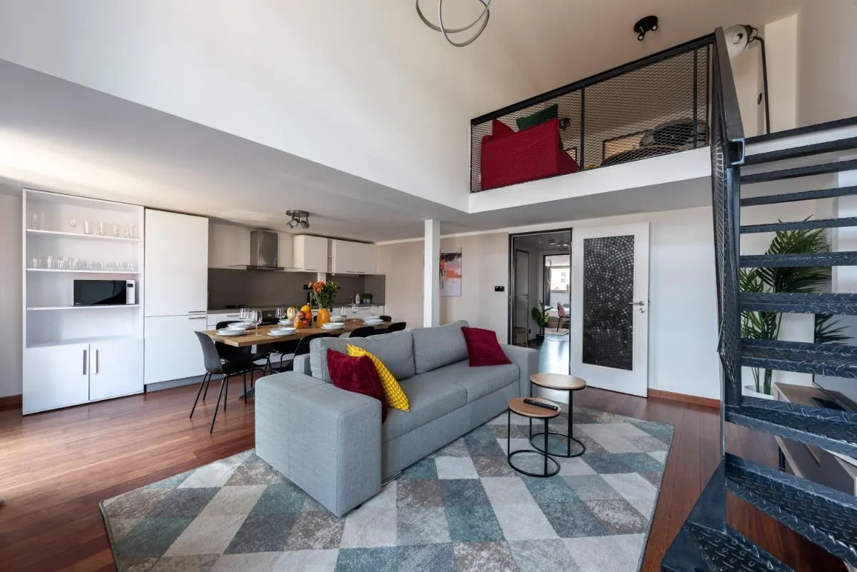 Image 3 of Deluxe apartments with balcony near center Prague