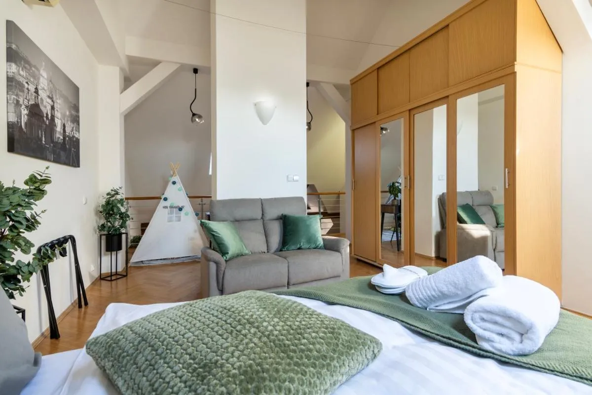 Image 1 of Duplex 165m2 with VIEWS only 30 Seconds to Charles Bridge