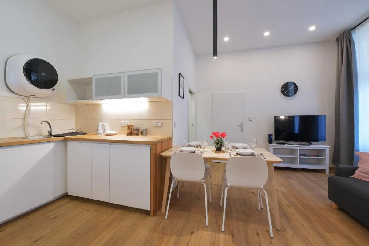 Image 3 of Duplex Apartment