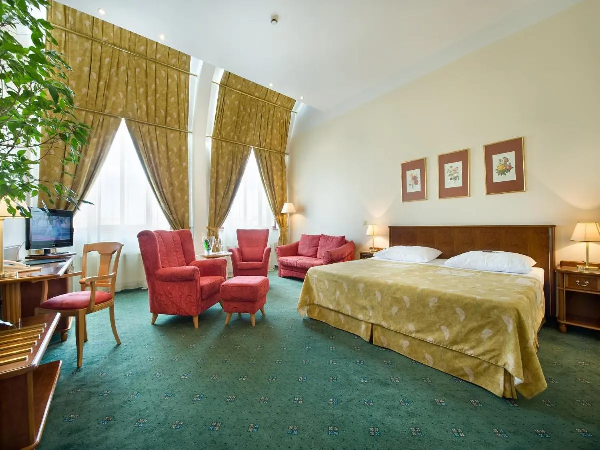 Image 3 of EA Hotel Rokoko