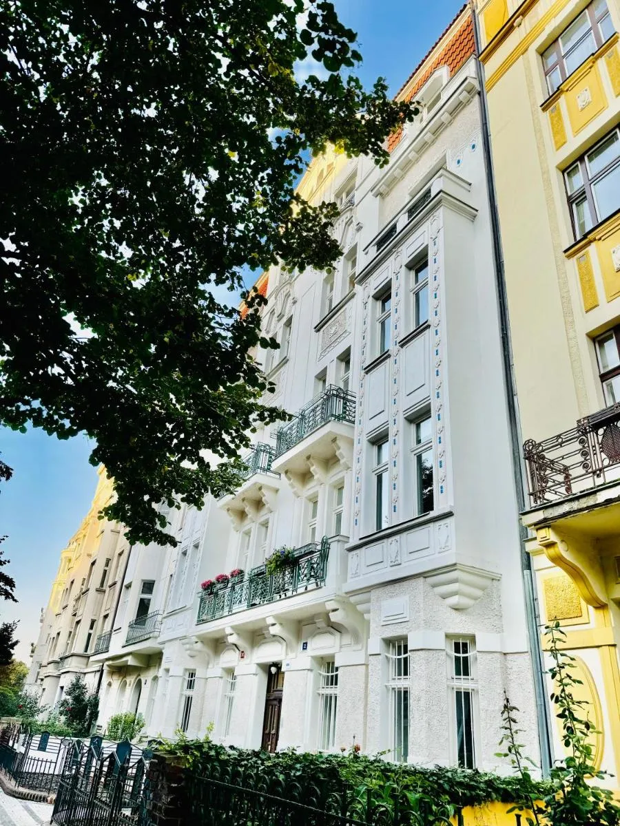 Image 3 of ESMOA apartments – Ovenecká, Praha 7 – plně vybaven
