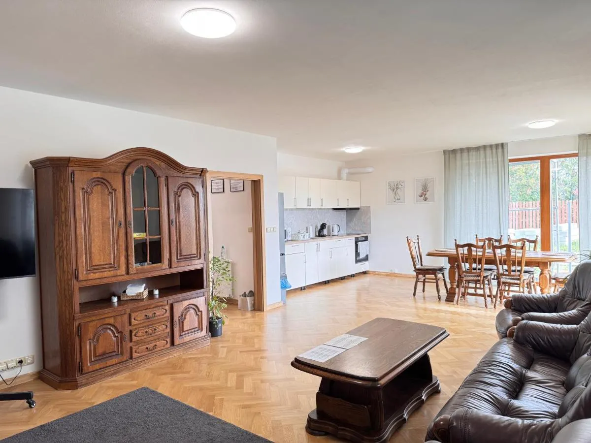 Image 2 of FamilyVilla, new 4 Luxury Big Apartments, parking