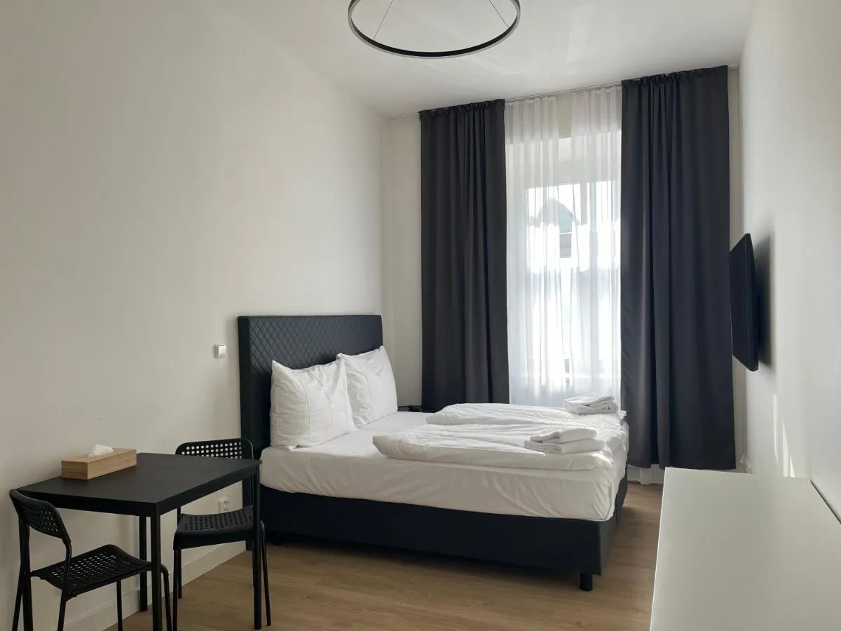 Image 6 of Figaro Suites