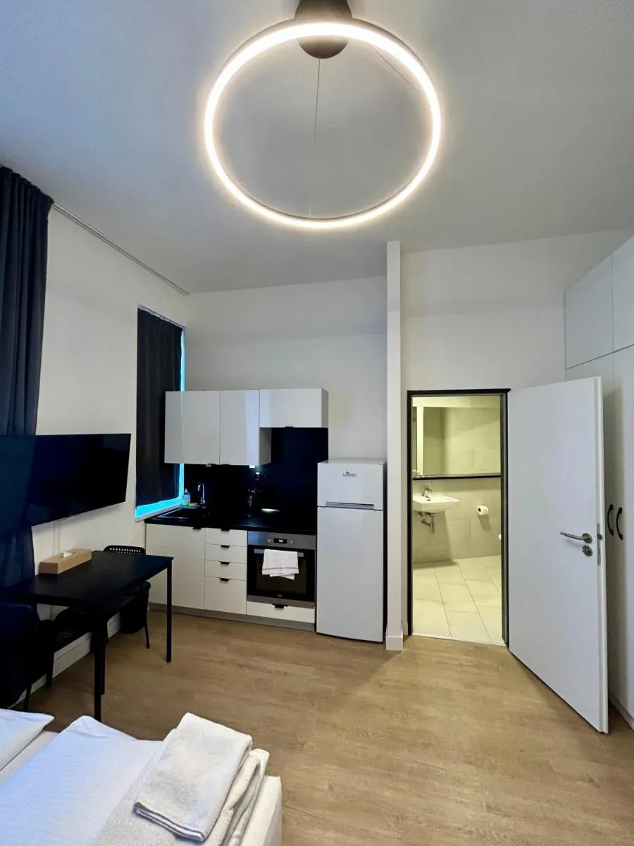 Image 4 of Figaro Suites