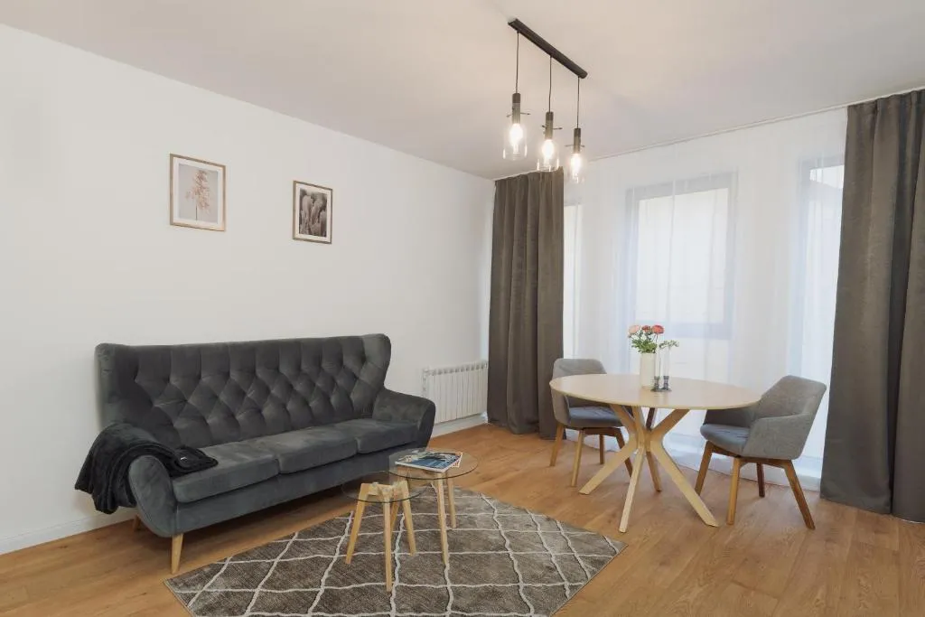 Image of Granite – Cozy City Center Apartment with Balcony