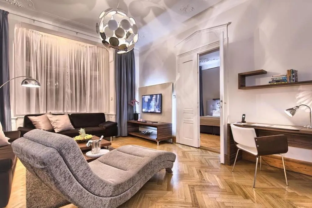 Image of Heritage Haven Charming 3BR City Center