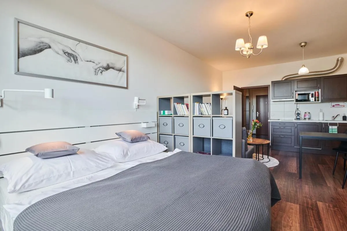 Image 1 of High-Sky O2 arena Apartment with garage parking and AC