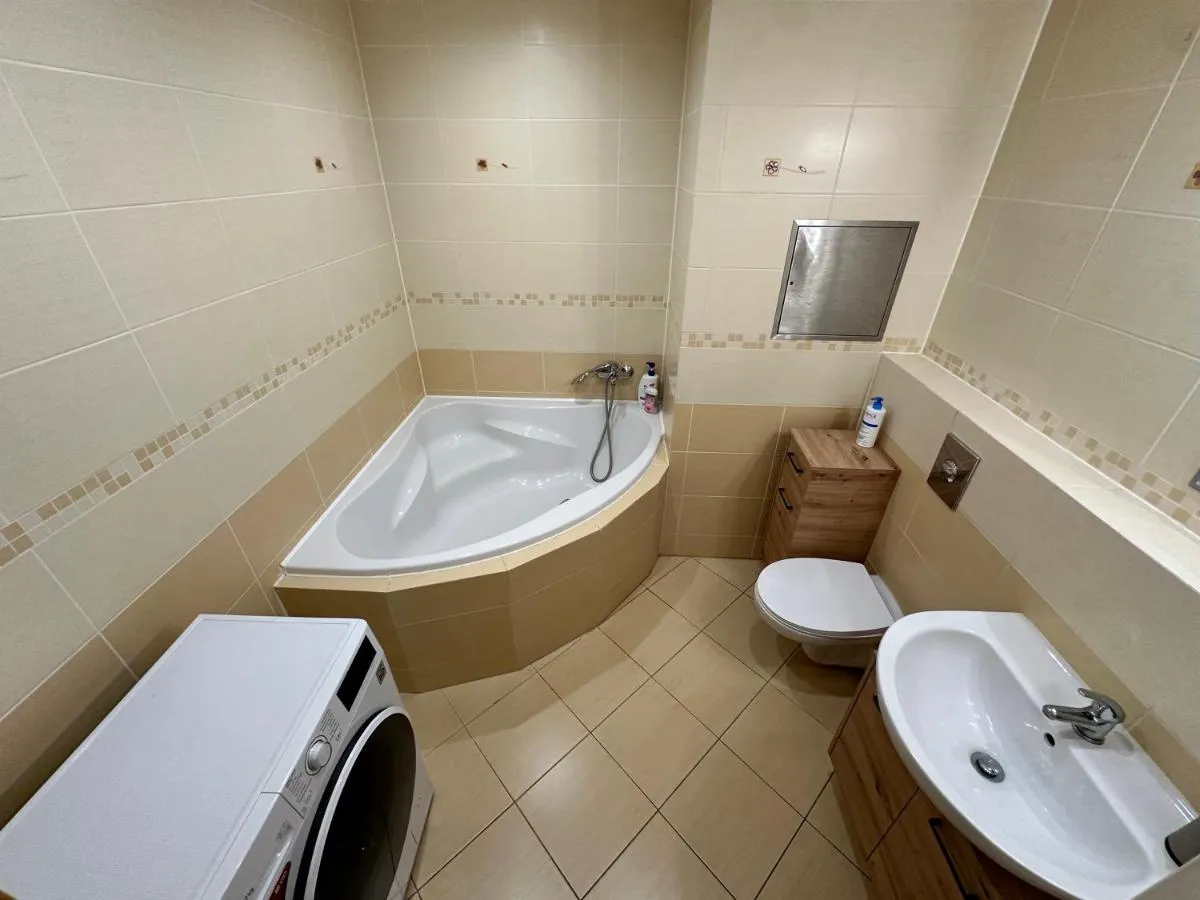 Image 2 of IOS Residence