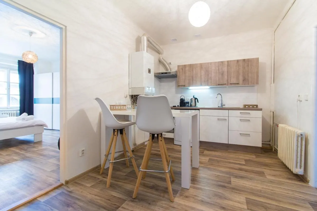 Image 3 of Karlova Apartment