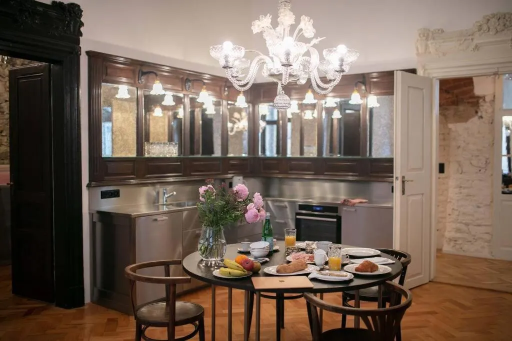 Image of King Charles Apartment