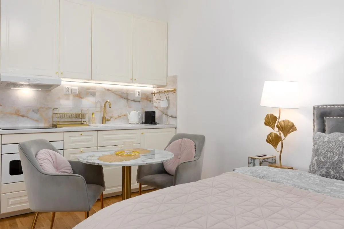 Image 3 of Klidný a stylový apartmán u Václavského náměstí