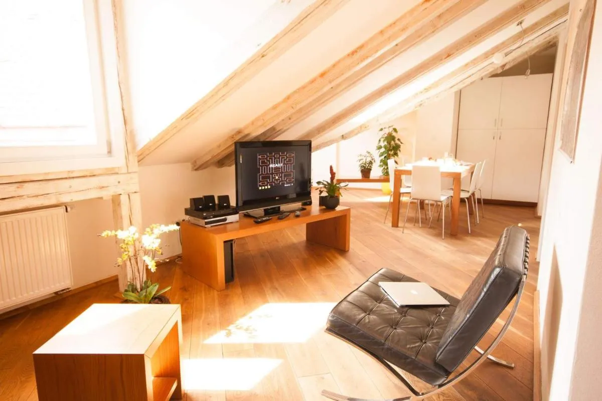 Image 4 of Kozna Loft