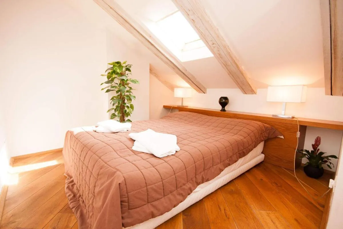 Image 6 of Kozna Loft