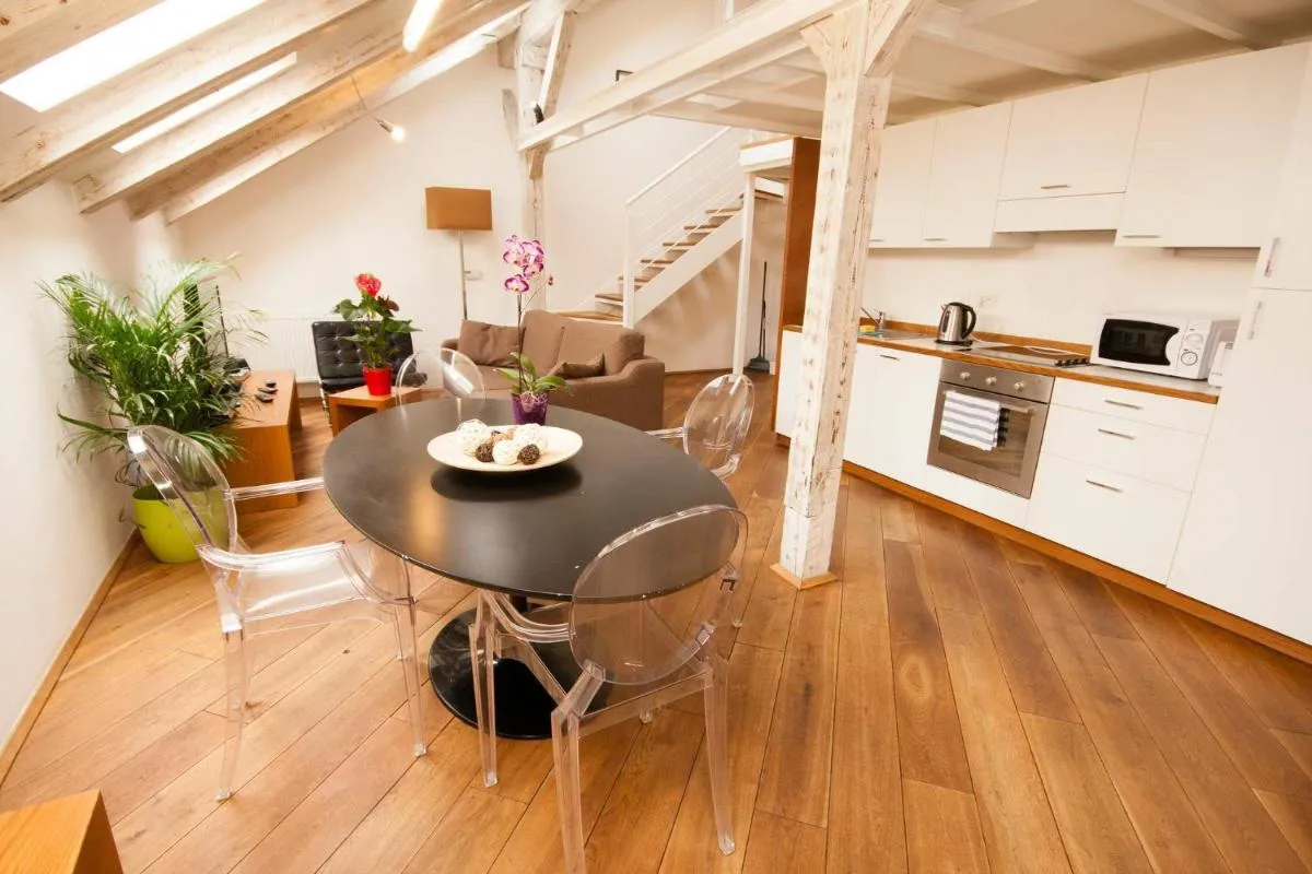 Image 3 of Kozna Loft