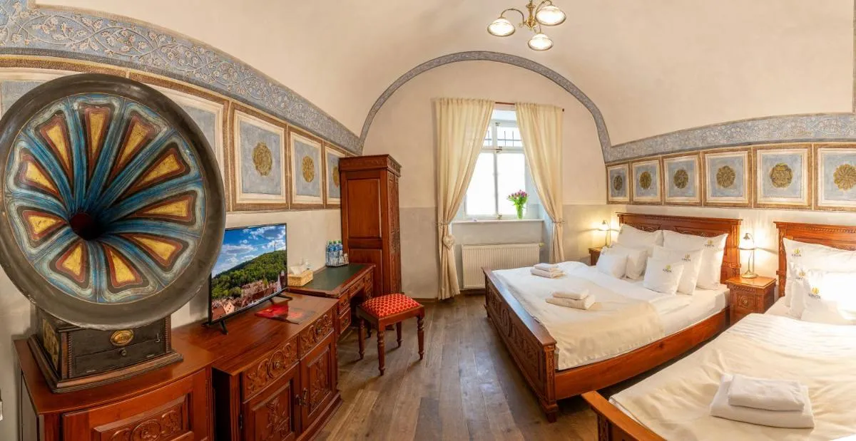 Image 1 of Loreta Hotel