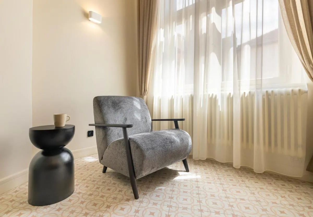 Image 6 of Luxury 2 bedroom apartment with AC in the Old Town