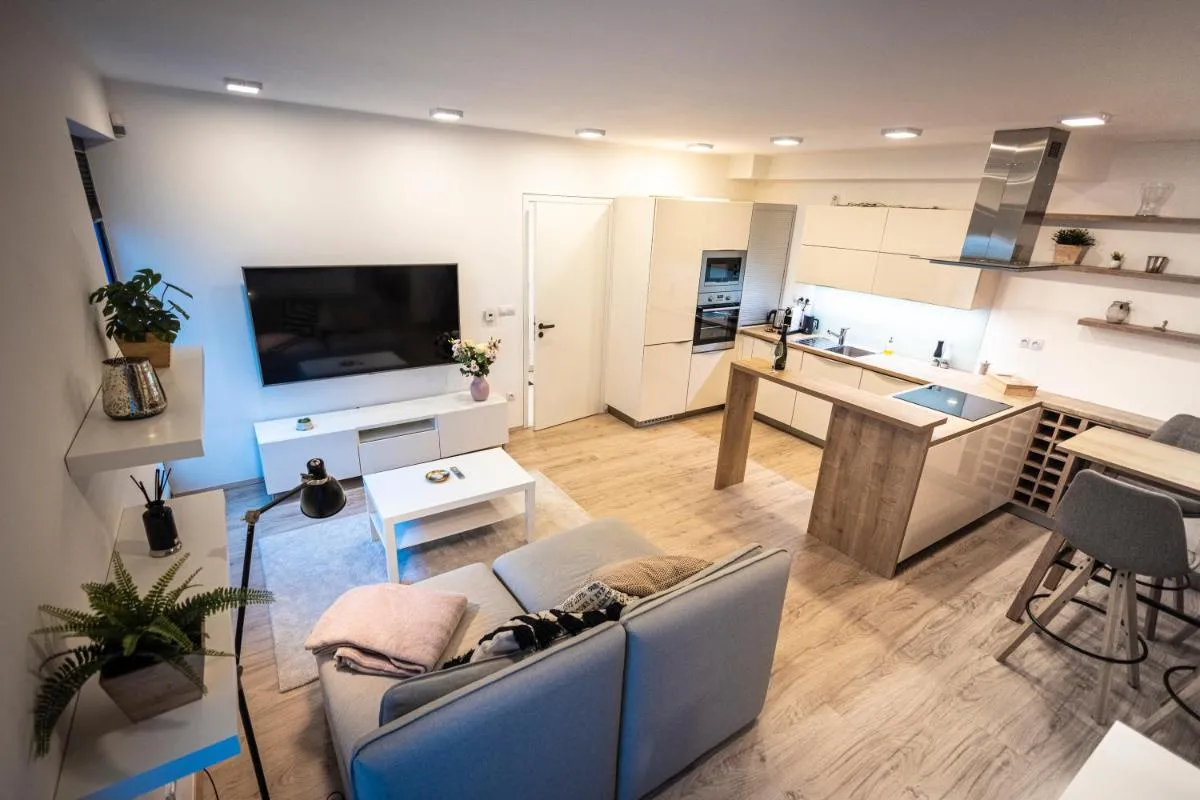 Image 3 of Luxury Angel Apartment with terrace
