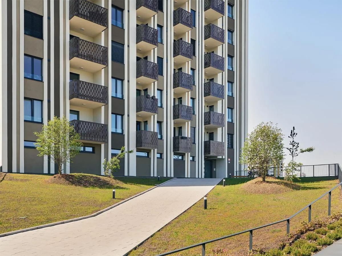 Image 5 of Luxury Sunny Home – Garage Parking, Metro, Balcony, PS5 with games