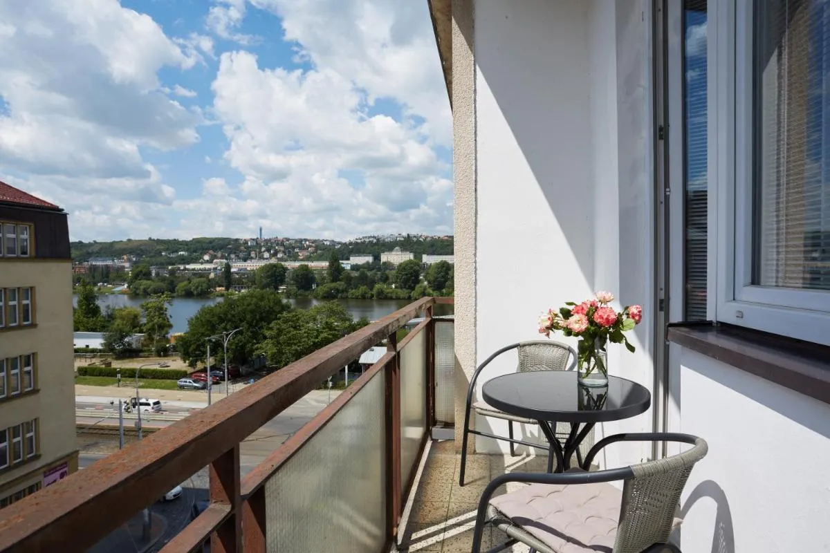 Image 5 of Luxury riverside apartment