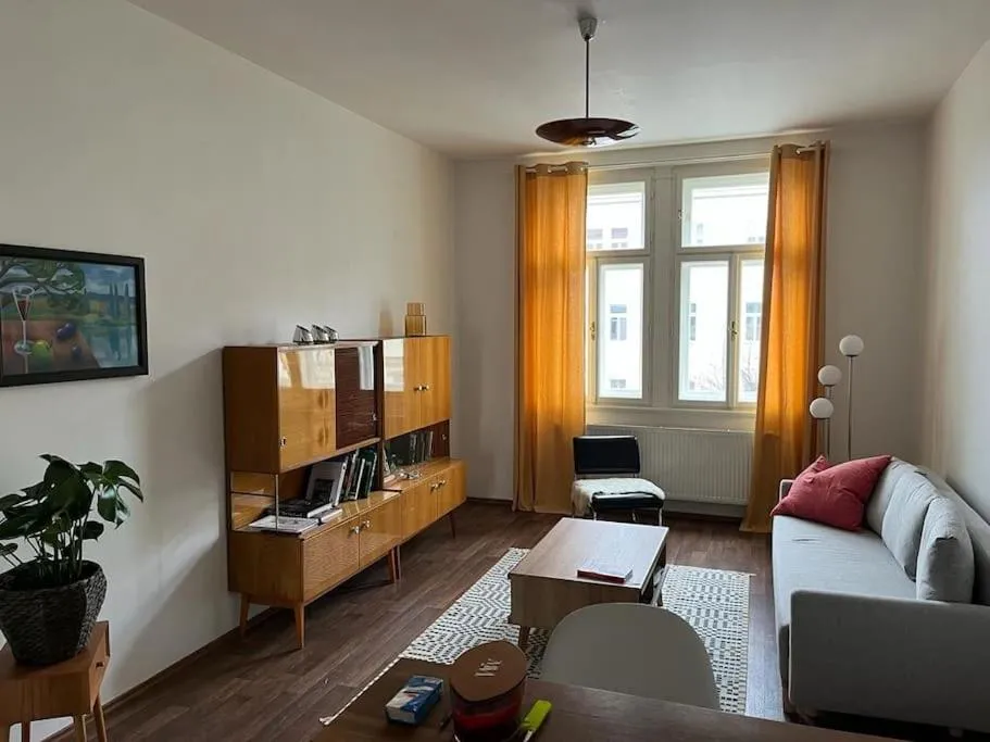 Image 4 of Mama’s apartment in Letna