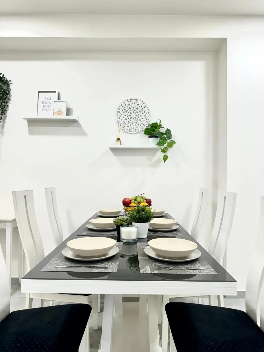 Image 4 of Modern Apartment City Hideaway