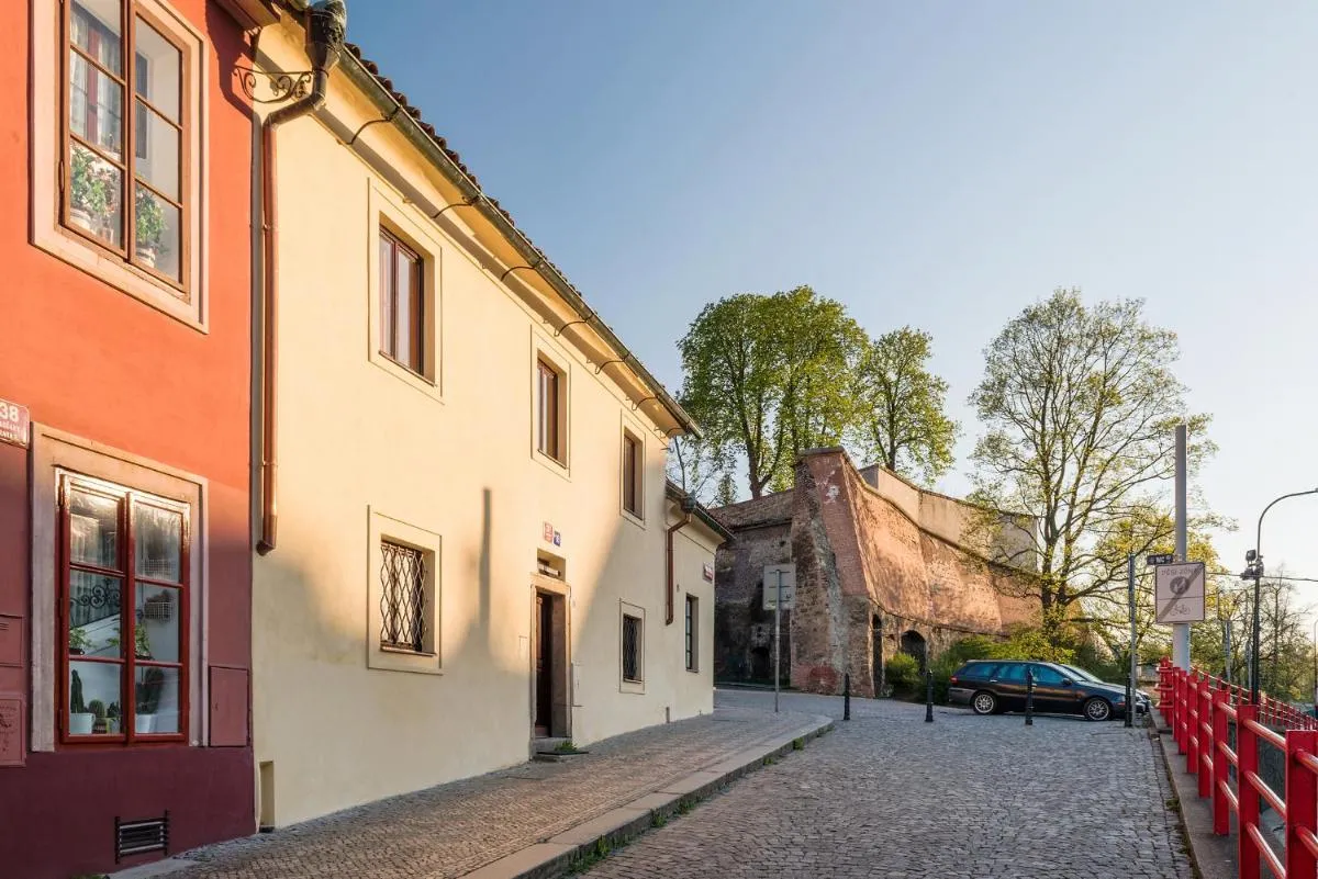 Image 5 of Modern Apartment in a Picturesque 15th-Century Building