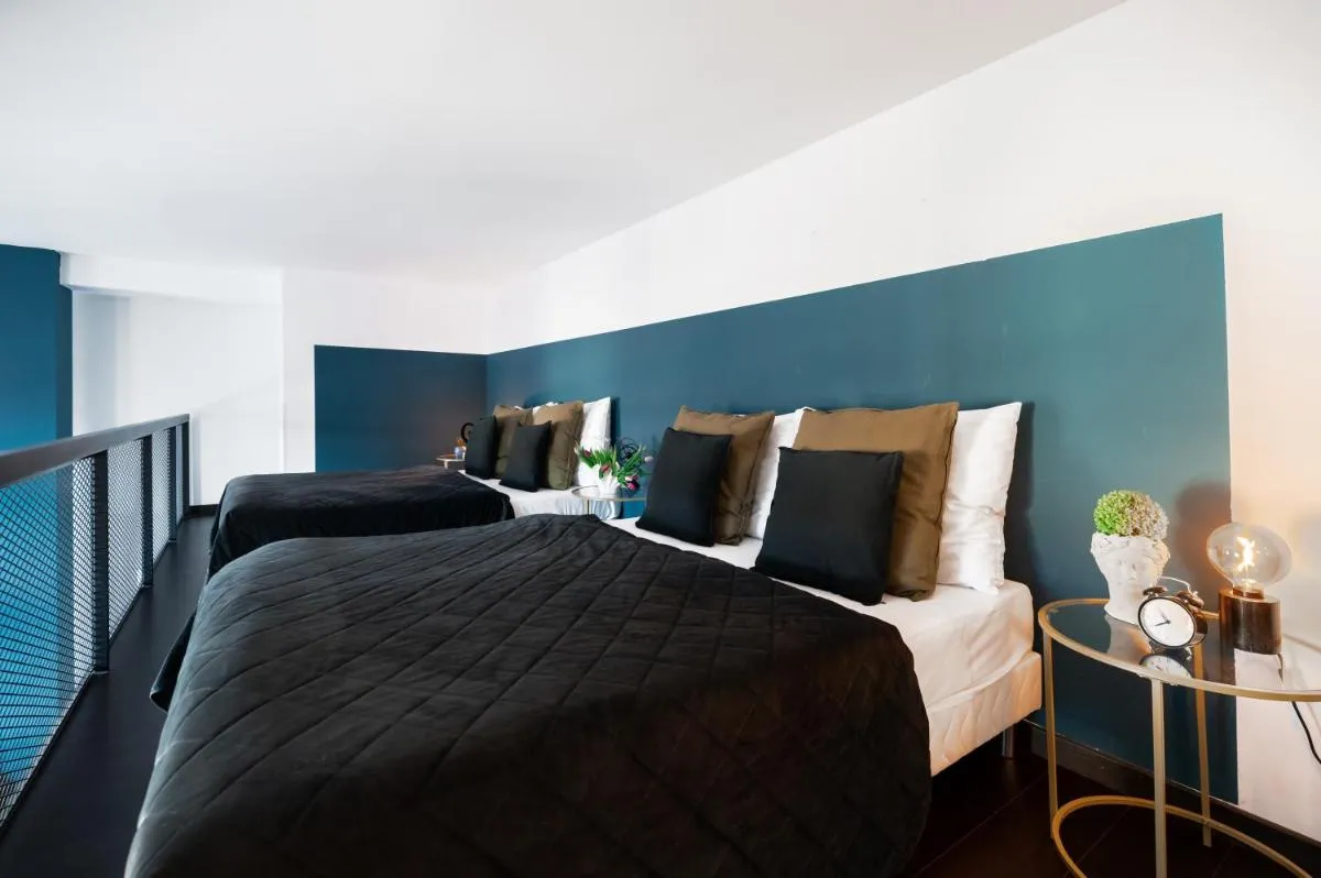 Image 6 of Modern Loft with AirHokey in City Centre