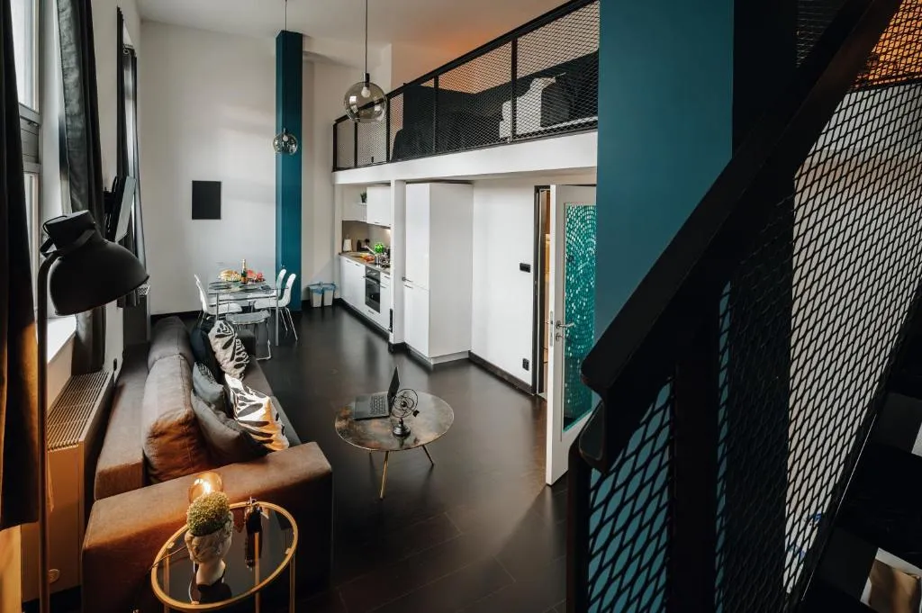 Image of Modern Loft with AirHokey in City Centre