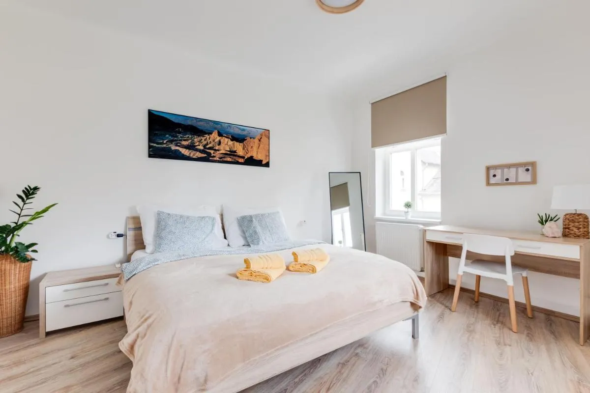 Image 5 of Modern, bright and spacious apartment