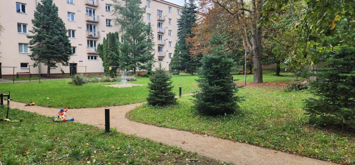Image 5 of Modern, comfortable apartments near the metro
