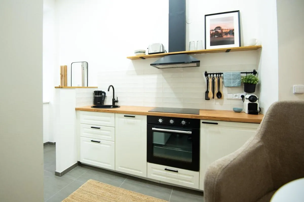 Image 6 of Modern & spacious apartment near the old town