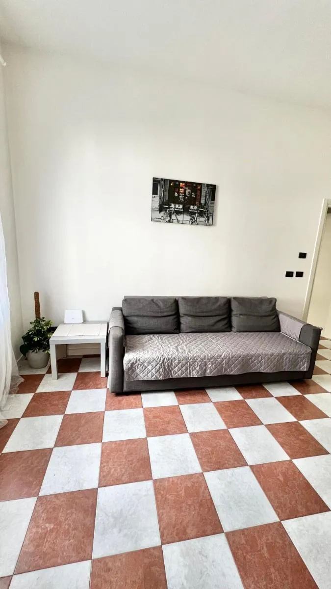 Image 3 of Museum apartment