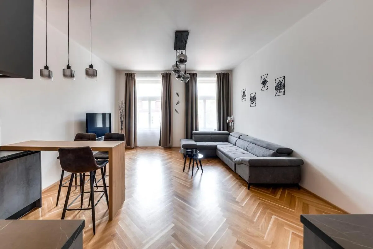 Image 6 of New Town Oases Apartment
