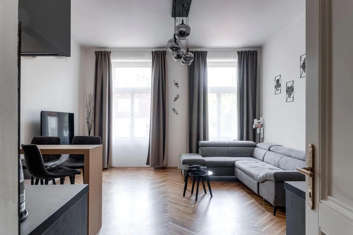 Image 4 of New Town Oases Apartment