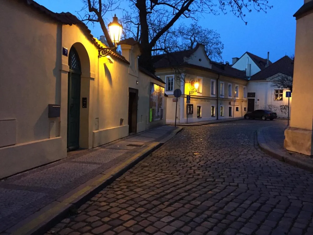 Image 5 of Old Town Basement