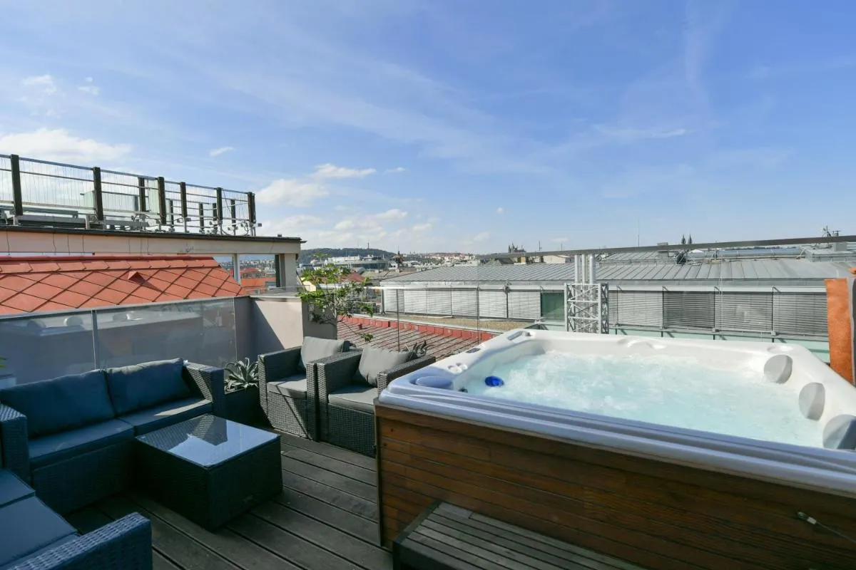 Image 5 of PRESIDENTIAL PENTHOUSE, 303m2, JACUZZI on TERRACE, SAUNA, 6BDRM, 4BTHRM, AC, LIFT