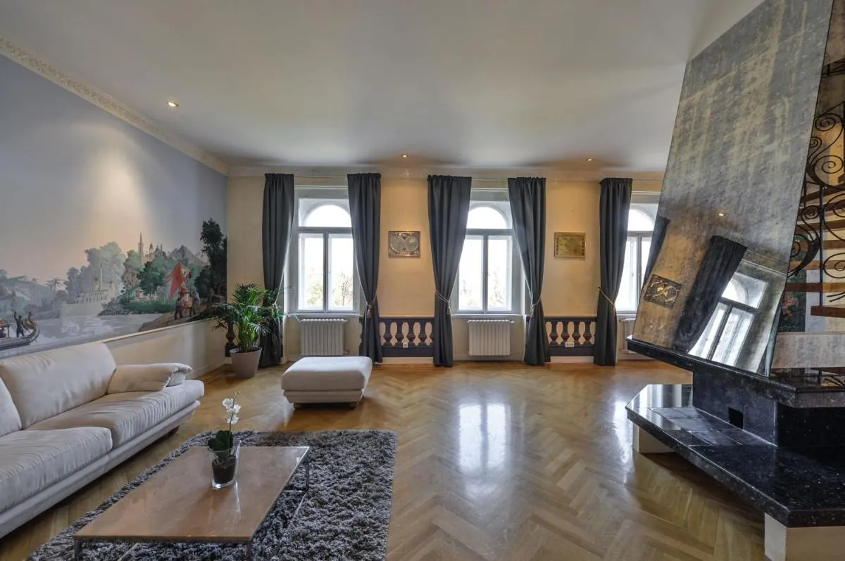 Image 1 of Panoramic Loft