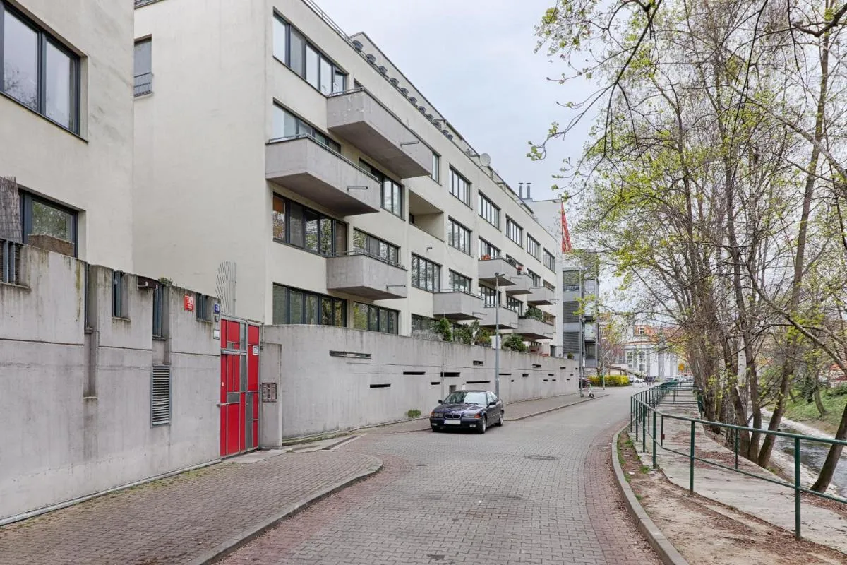 Image 5 of Peace and Comfort Near Center with Balcony, 500MB WIFI
