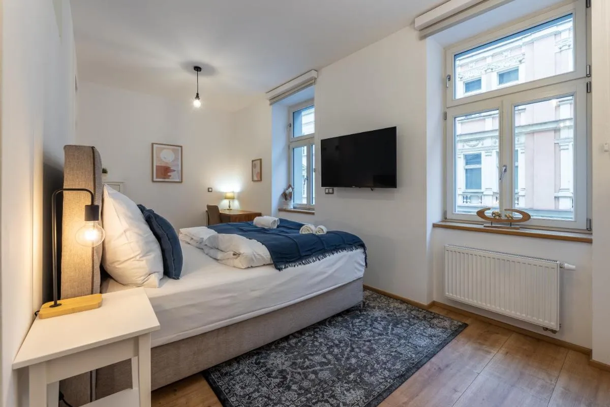 Image 3 of Peaceful & Cozy Living in Vyšehrad with a Balcony